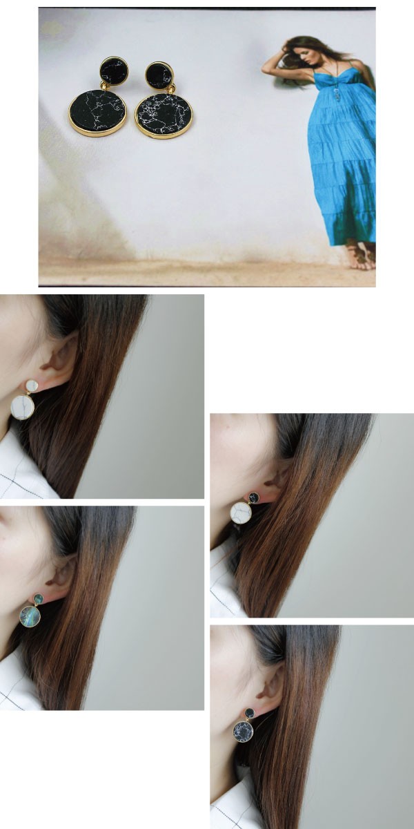 マーブルストーンのついたメタルピアス