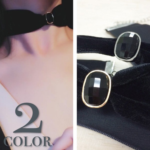 ブラックストーンがアクセント幅広チョーカー♪