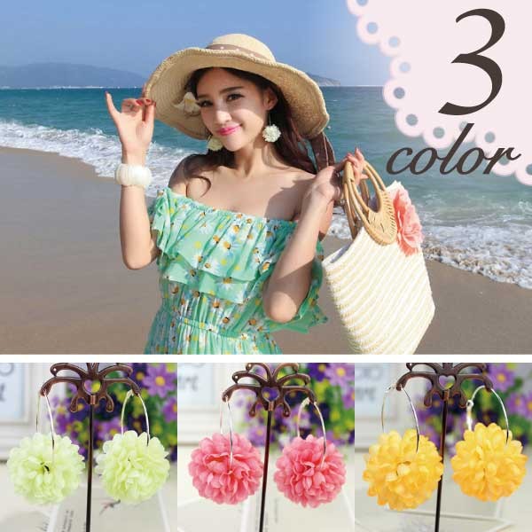 夏フェスの必須アイテム！造花付きフープピアス