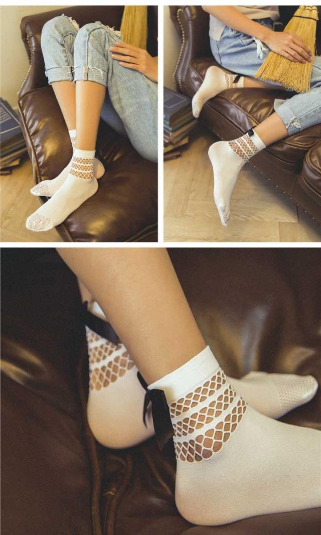 リボン付きショート丈網タイツ