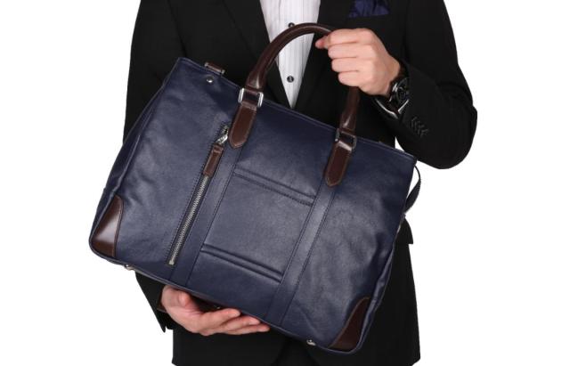 防水ビジネスバッグ