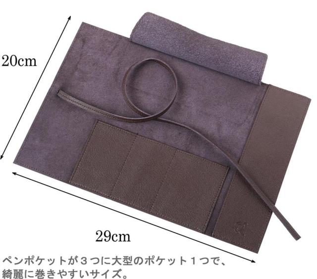 ペンポケット3つで使いやすい。