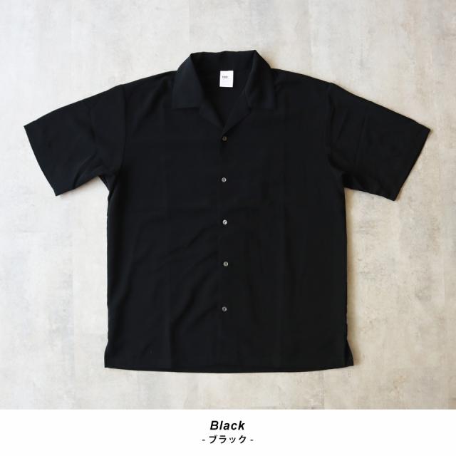 とろみのあるオープンカラーシャツ