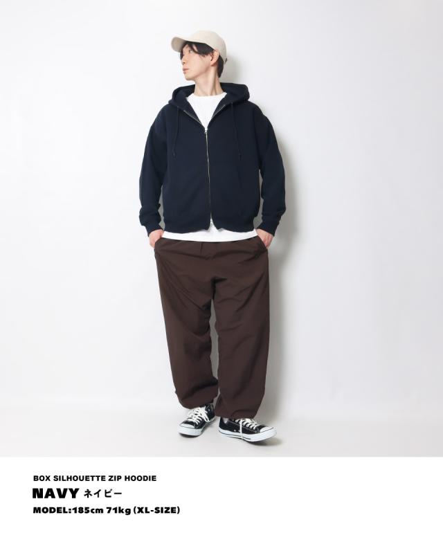 ジップパーカー