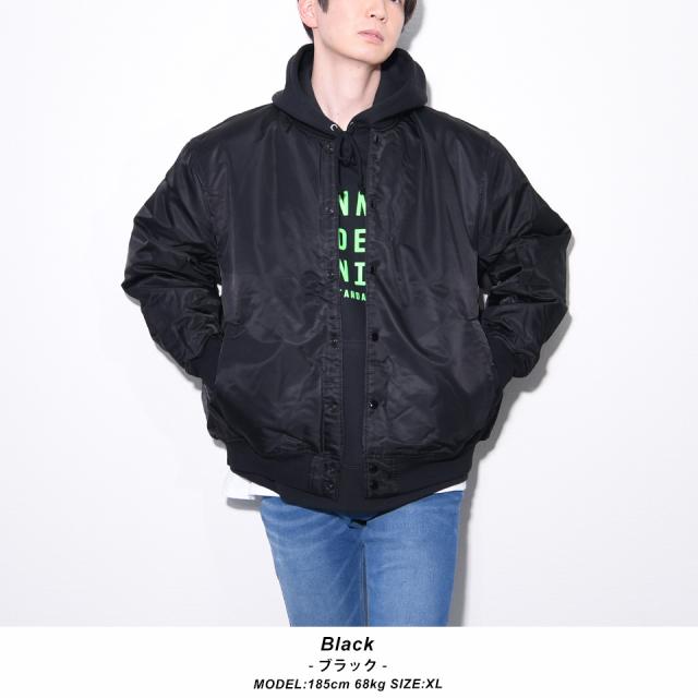 スタジアムジャケット