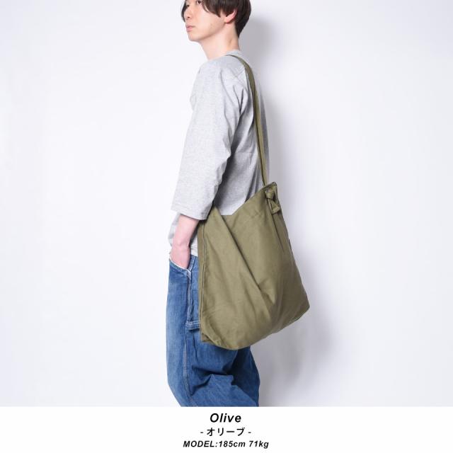 ショルダーバッグ