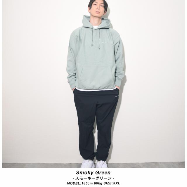 厚手プルオーバーパーカー