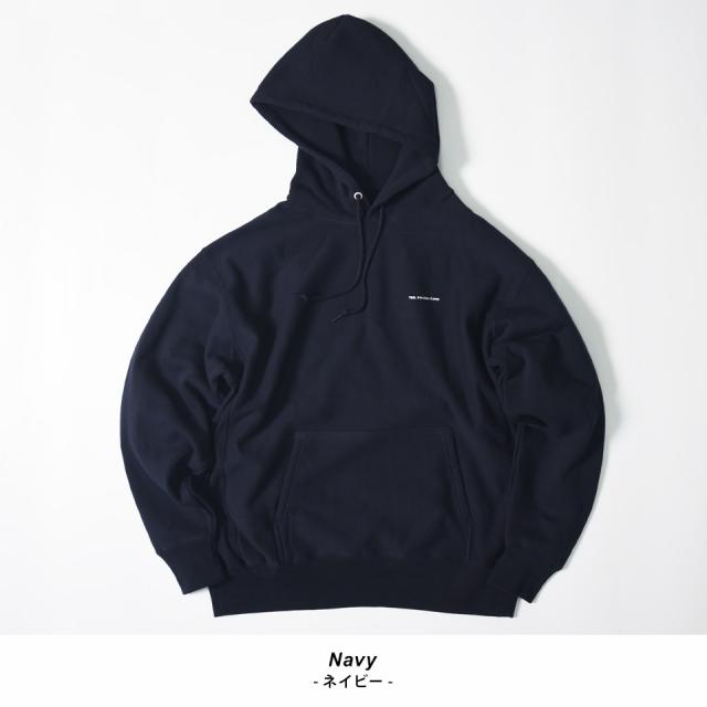 厚手プルオーバーパーカー