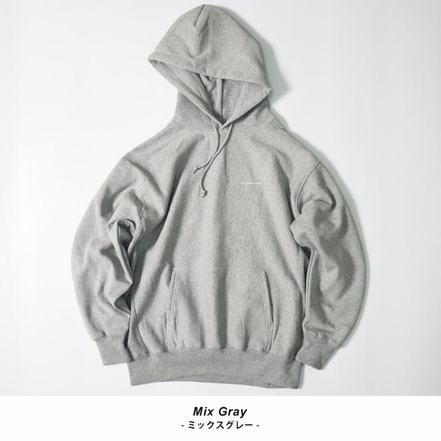 厚手プルオーバーパーカー