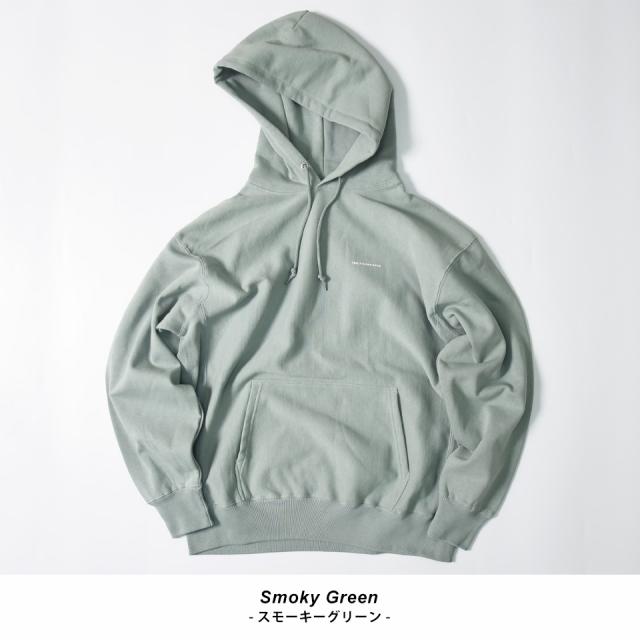 厚手プルオーバーパーカー