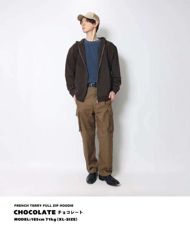 ジップパーカー