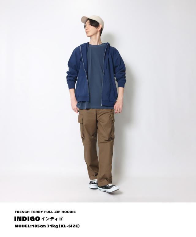 ジップパーカー