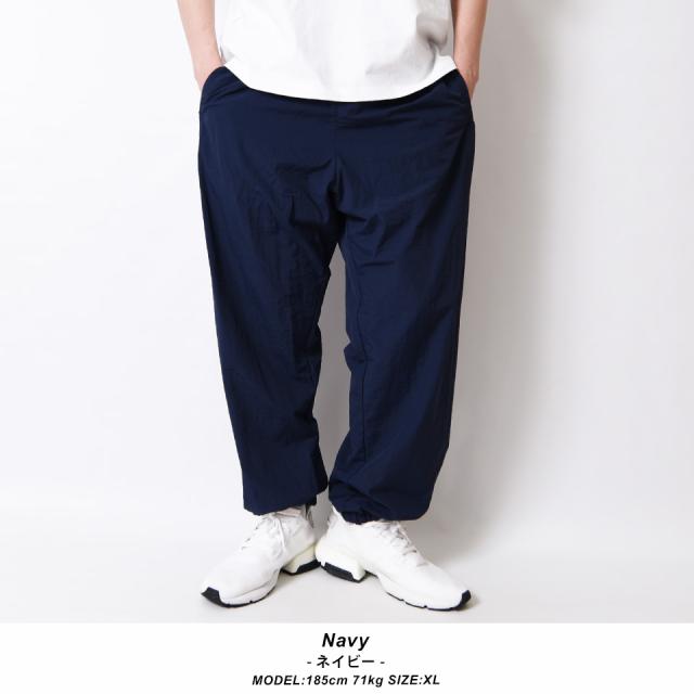 ナイロンパンツ