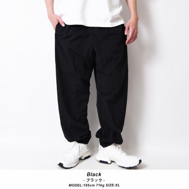 ナイロンパンツ