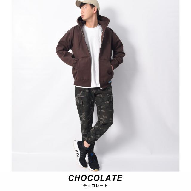 超厚手のジップパーカー