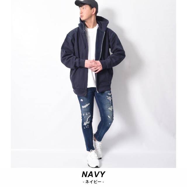 超厚手のジップパーカー