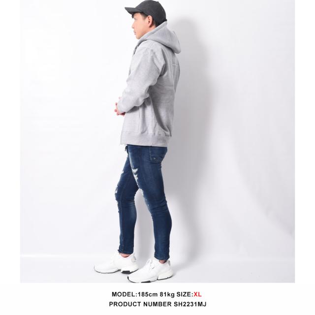 超厚手のジップパーカー