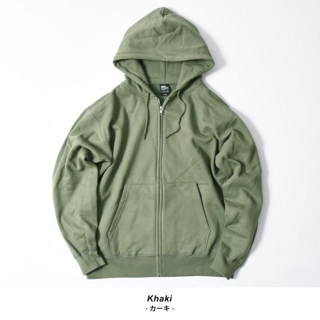 厚手のジップパーカー