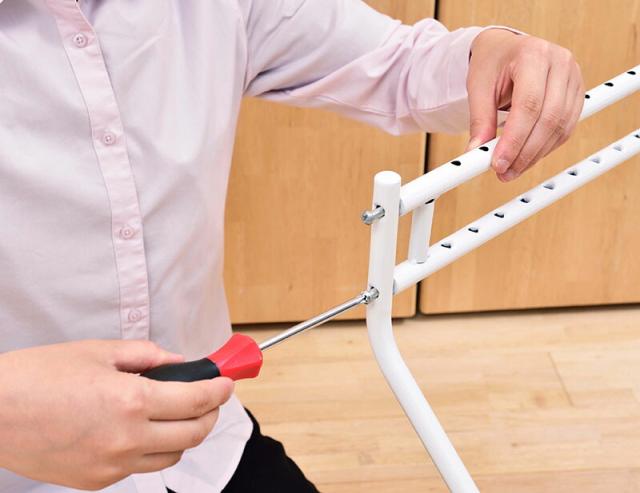 スラックスやマフラーやストールを20本掛けハンガーでたっぷりすっきり収納