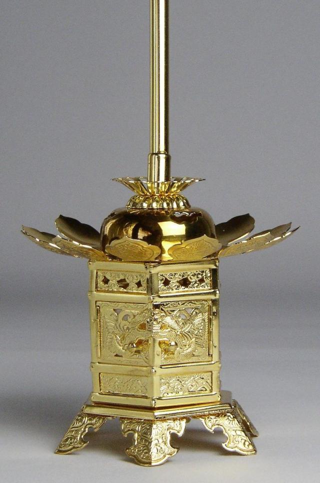 収集品 木製仏壇用小柱 本金メッキ金具付き 8本 本金箔 3218