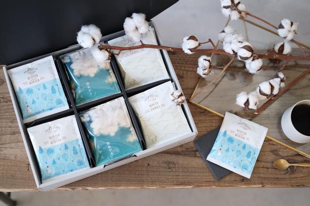 お歳暮に 特別なドリップコーヒーギフト<br>
雨あがり、白い息を吐く君とラクダにのって旅にでる 36杯分<br>
挽きたて充填の新鮮ドリップコーヒー<br>
内祝 にもおすすめ<br>
Qグレーダー厳選 スペシャルティコーヒー豆使用<br>