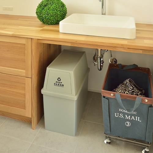 ごみ箱 ゴミ箱 30L 30リットル 日本製 国産 デザインゴミ箱 スタッキング 積み重ねれる キャスター付き 袋止め付き フラップロック おしゃれ シンプル リビング ダイニング 部屋 トイレ 玄関 キッチン コンパクト 省スペース カフェ ナチュラル かわいい 一人暮らし ブラウン グリーン ホワイト azm 家具