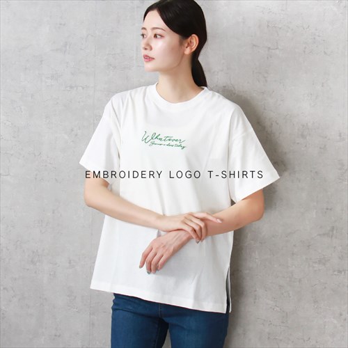 送料無料 Tシャツ 半袖 ロゴ コットン 綿100% ロゴ刺繍 トップス カットソー レディース クルーネック サイドスリット ベーシック オーバーサイズ 体型カバー S/Mサイズ 春 夏 秋 おしゃれ カジュアル かわいい お出かけ デート 楽ちん ゆったり Ladies 20代 30代 40代
