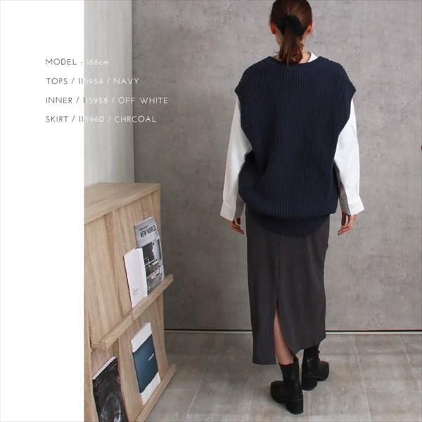 片畦編み 深Vネック オーバーサイズ ざっくり ニット ベスト トップス レディース 体型カバー こなれ感 春 秋 冬 オフィスカジュアル かわいい お出かけ デート 楽ちん ゆったり Ladies 20代 30代 40代