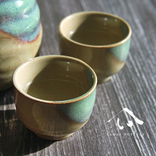 美濃焼 toki minoyaki japan 酒器 セット 酒器セット お猪口 徳利 おちょこ ペア とっくり 均窯 陶器 手作り 2号 食器 結婚祝い 還暦祝い 祝い 還暦 プレゼント ギフト ギフトセット 食器セット お土産 誕生日 贈り物 お祝い 母の日 父の日 記念日 和食器 洋食器 カフェ シンプル キッチン キッチン用品 お揃い 国産 日本製 岐阜産 熱燗 冷酒 日本酒 酒 焼酎 食洗機対応 盃 平盃 大ぐい?み 電子レンジ対応