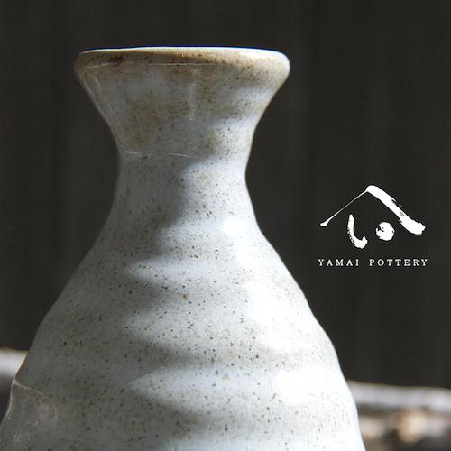 美濃焼 toki minoyaki japan 冷酒器 セット 酒器セット お猪口 冷酒 徳利 おちょこ ペア とっくり 酒器 陶器 手作り 2号 食器 結婚祝い 還暦祝い 祝い 還暦 プレゼント ギフト ギフトセット 食器セット お土産 誕生日 贈り物 お祝い 母の日 父の日 記念日 和食器 洋食器 カフェ シンプル キッチン キッチン用品 お揃い 国産 日本製 岐阜産 熱燗 冷酒 日本酒 酒 焼酎 食洗機対応 電子レンジ対応 送料無料