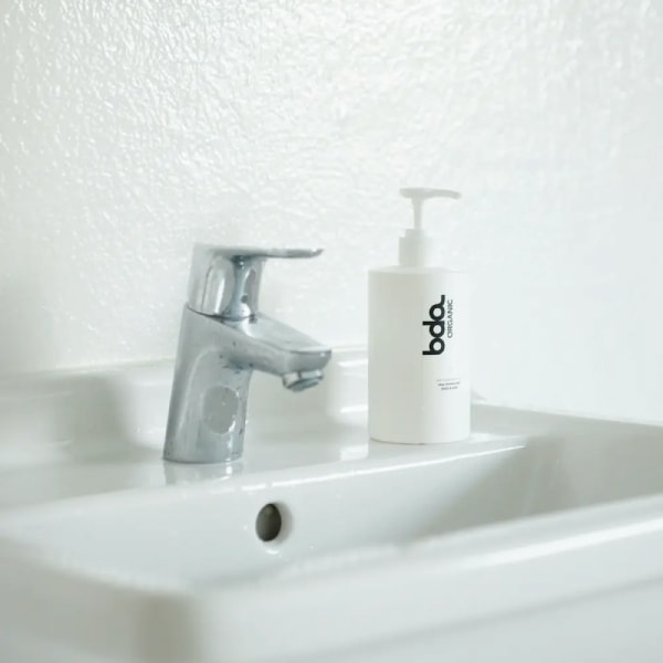 bda Organic 薬用ディープクレンジングウォッシュ ボディ＆ハンド 300ml 医薬部外品 オーガニック ボディソープ 日本製