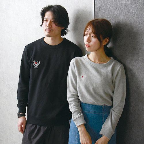 送料無料 noisycode ワンポイント スウェット トレーナー ハート オリジナル レディース メンズ ブランド デザインパーカー ペア 綿100% 長袖 おしゃれ プリント ロゴ 文字 英字 ベーシック シンプル トップス ペアルック ユニセックス 大きいサイズ S M L XL 2XL 小さいサイズ 服 おもしろ お洒落 楽ちん ゆったり Ladies mens tops ブラック 黒 ホワイト 白 グレー ネイビー 20代 30代 40代 大人 コーデ