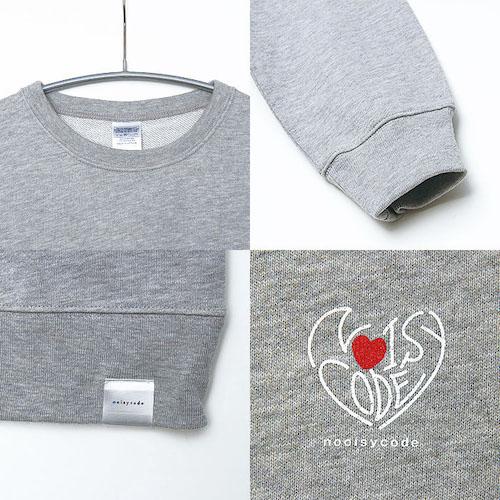 送料無料 noisycode ワンポイント スウェット トレーナー ハート オリジナル レディース メンズ ブランド デザインパーカー ペア 綿100% 長袖 おしゃれ プリント ロゴ 文字 英字 ベーシック シンプル トップス ペアルック ユニセックス 大きいサイズ S M L XL 2XL 小さいサイズ 服 おもしろ お洒落 楽ちん ゆったり Ladies mens tops ブラック 黒 ホワイト 白 グレー ネイビー 20代 30代 40代 大人 コーデ