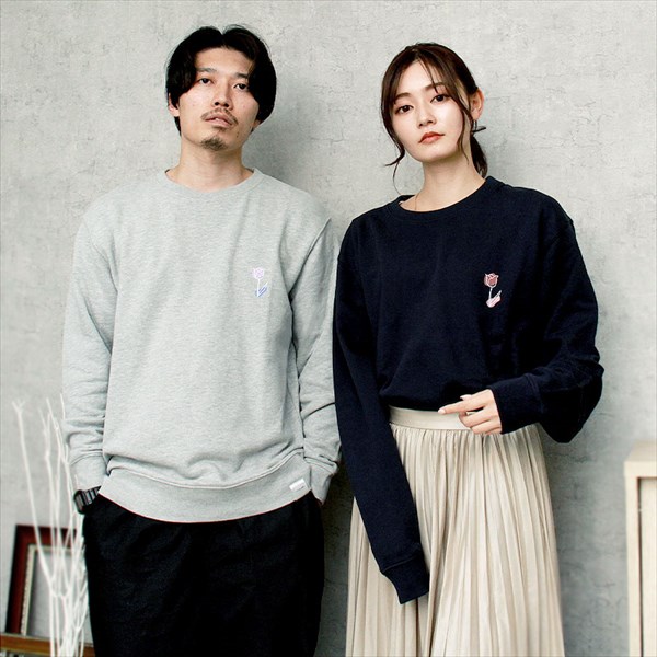 送料無料 noisycode スウェット レディース 綿100% スエット メンズ 長袖 チューリップ 花 絵 プルオーバー トレーナー デザイン ロゴ ライトトレーナー プリント 英字 カレッジ おしゃれ トップス ペアルック ユニセックス 大きいサイズ sサイズ 小さいサイズ 服 お出かけ 楽ちん man mens レデイース Ladies womans tops 黒 ブラック 白 ホワイト 20代 30代 40代 大人 コーデ