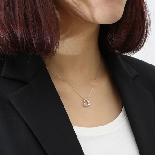 ついに再入荷 送料無料 消費税込 イタリア製 18金 ピッコロ ハート ペンダント K18ホワイトゴールド 希少 大人気 Farmerscentre Com Ng