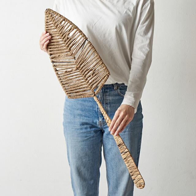 持つとこのくらいの大きさ