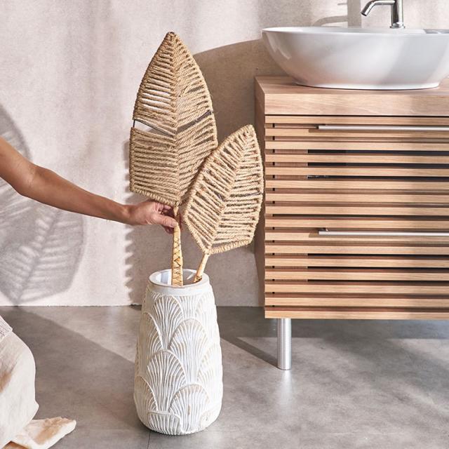 インテリアを南国リゾートに変えるリーフデザインのデコレーションスティック