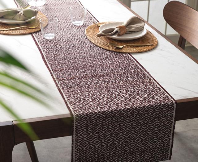 パーティなどの会場装飾におすすめのプレイスマット