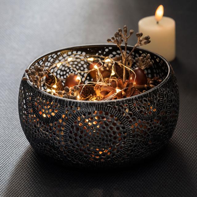 光の出方により違った雰囲をお楽しみいただけます