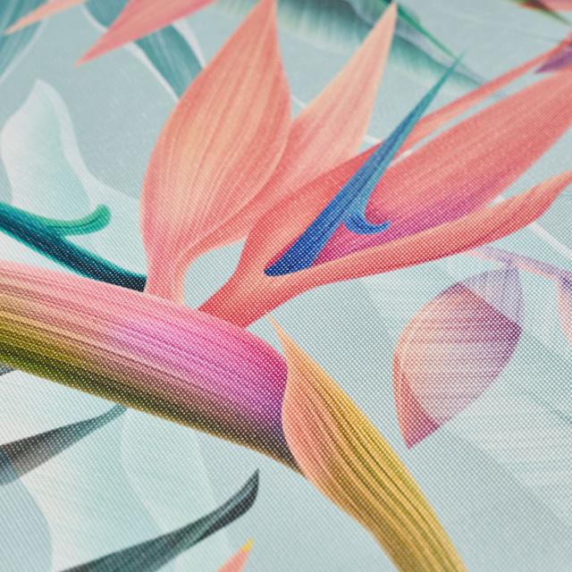 絵画のような風合いを出すキャンバス生地