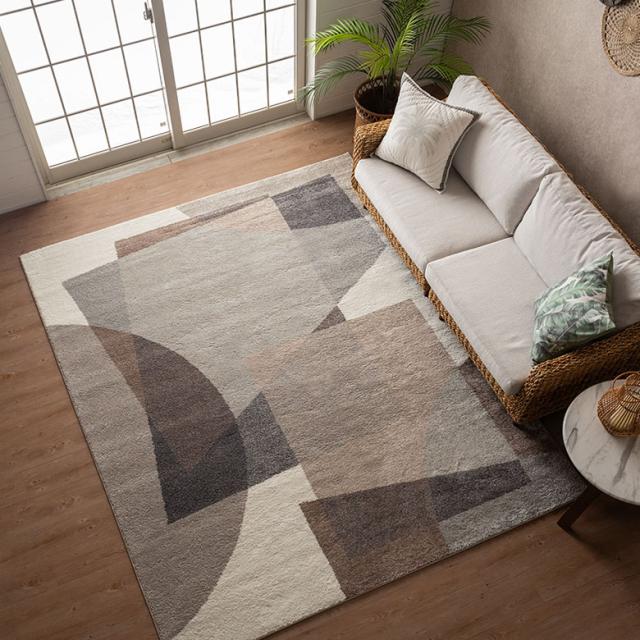 現代アートのようなアブストラクト柄のオリエンタルラグ