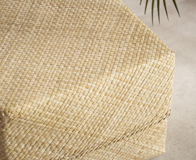 天然素材の収納カゴ