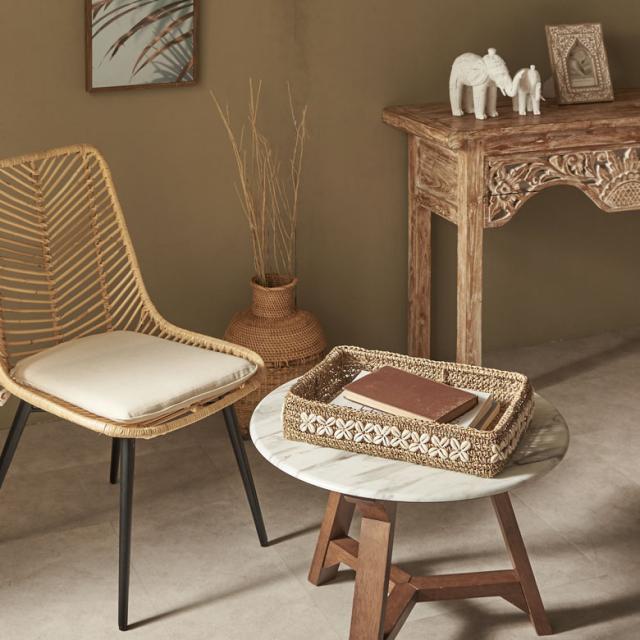 お部屋にアジアンムードをプラスしてくれるデザイントレー