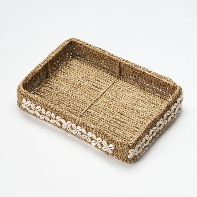 ナチュラルな天然素材ストロー製