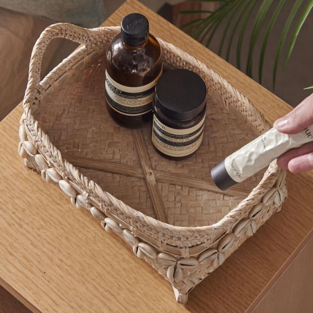 マチ部分もしっかり編まれているので型崩れしにくく収納もしやすく機能的