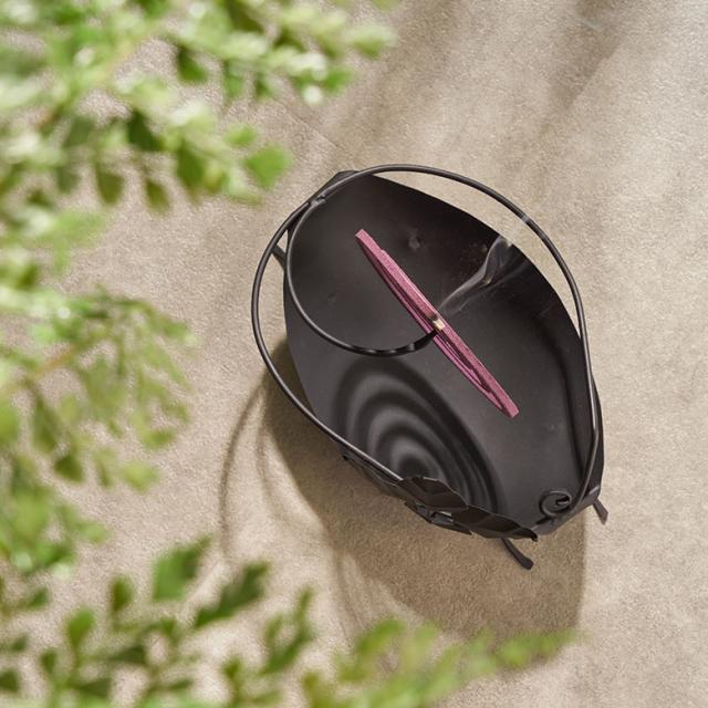 ブラックアイアンの蚊遣器