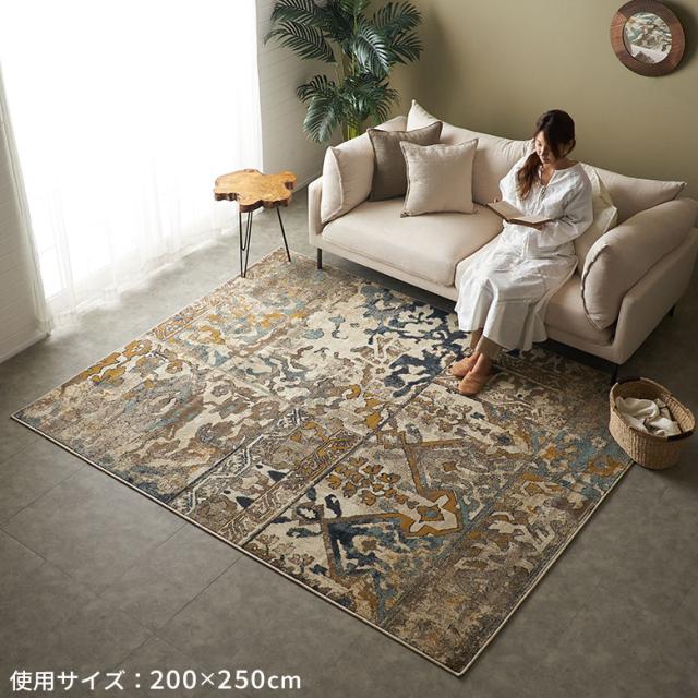 短めの毛足ですが、ふんわりやわらかく心地よい感触