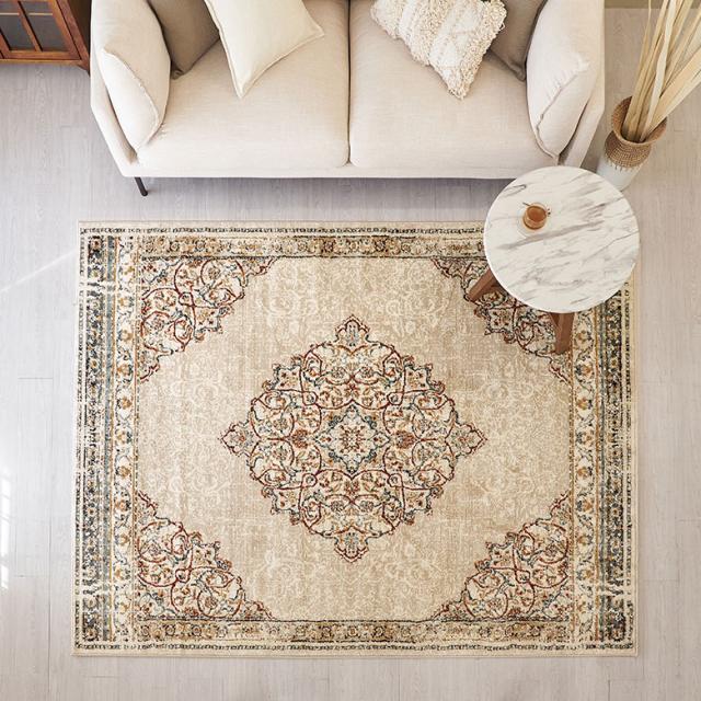 オールシーズン活躍すること間違いなしのラグカーペット