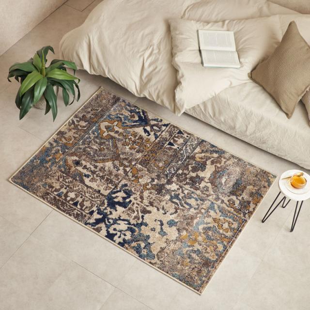 コンパクトなサイズなので、一人暮らしのワンルームやベッドサイドにおすすめ