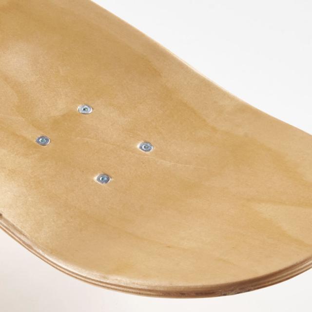 スケートボードに使われるだけあって、とても丈夫な仕様